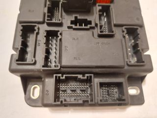 bontott MINI HATCHBACK Biztosítéktábla Utastér