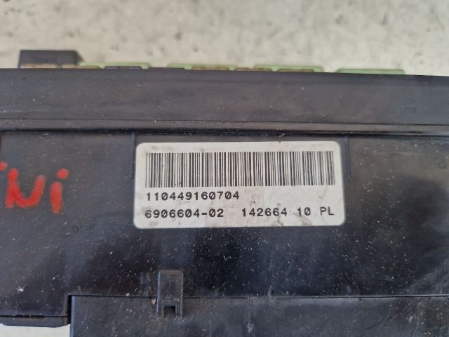 bontott MINI HATCHBACK Biztosítéktábla Utastér