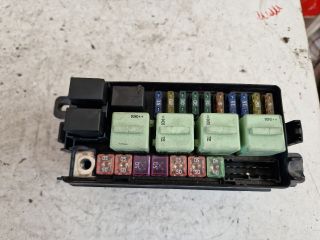 bontott MINI HATCHBACK Biztosítéktábla Utastér