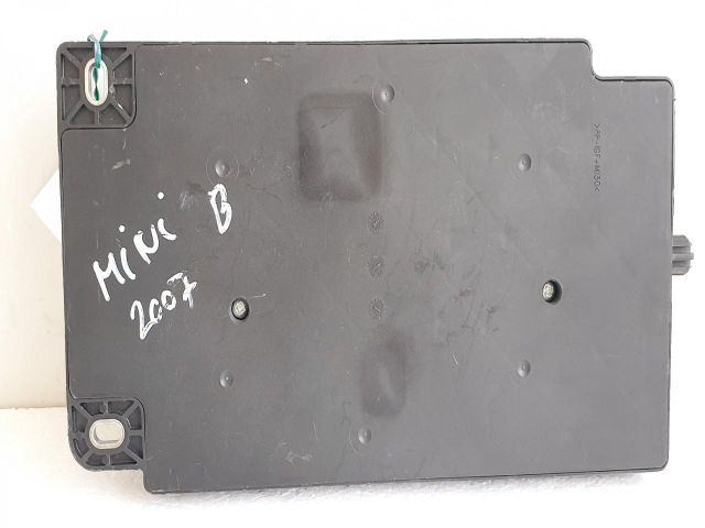 bontott MINI HATCHBACK Biztosítéktábla Utastér