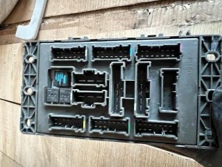 bontott MINI HATCHBACK Biztosítéktábla Motortér