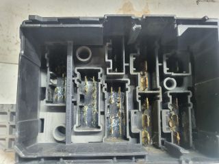 bontott MINI HATCHBACK Biztosítéktábla Motortér