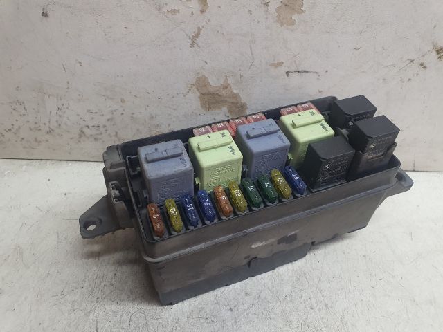 bontott MINI HATCHBACK Biztosítéktábla Motortér