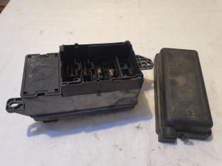 bontott MINI HATCHBACK Biztosítéktábla Motortér