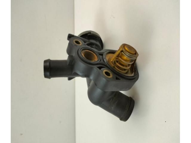 bontott MINI HATCHBACK Termosztátház