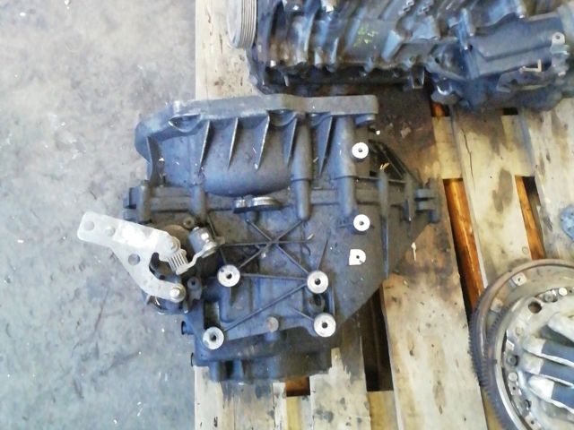 bontott MINI HATCHBACK Váltó (Mechanikus)