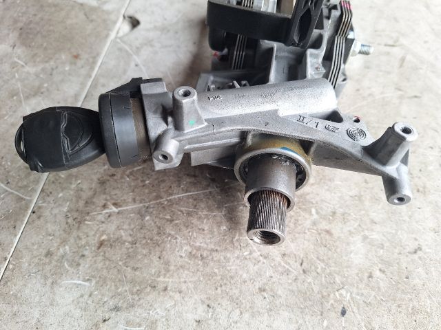 bontott MINI HATCHBACK Gyújtáskapcsoló Házzal