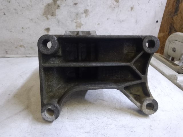 bontott MINI HATCHBACK Motor Tartó Bak Bal