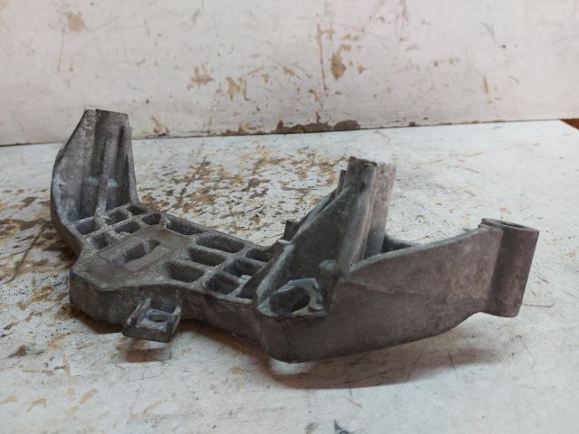 bontott MINI HATCHBACK Motor Tartó Bak (Fém)