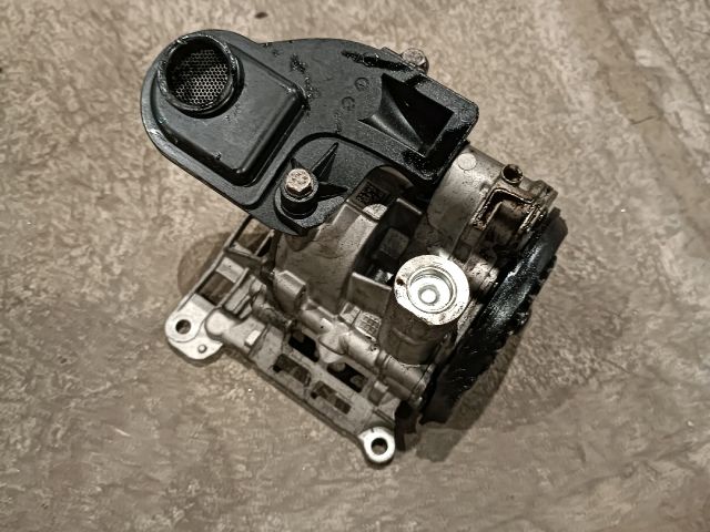 bontott MINI HATCHBACK Olajszivattyú