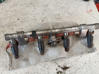 bontott MINI HATCHBACK Porlasztó Sor / Híd