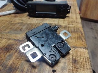 bontott MINI HATCHBACK Csomagtérajtó Zárszerkezet