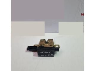 bontott MINI HATCHBACK Csomagtérajtó Zárszerkezet