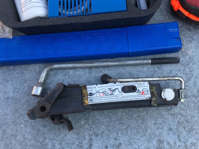 bontott MINI HATCHBACK Defekt Javító Készlet