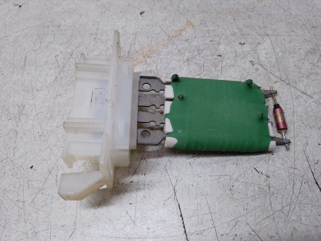 bontott MINI HATCHBACK Előtét Ellenállás Fűtőmotor