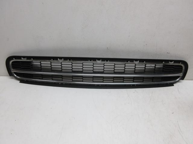 bontott MINI HATCHBACK Első Lökhárító Alsó Középső Díszrács