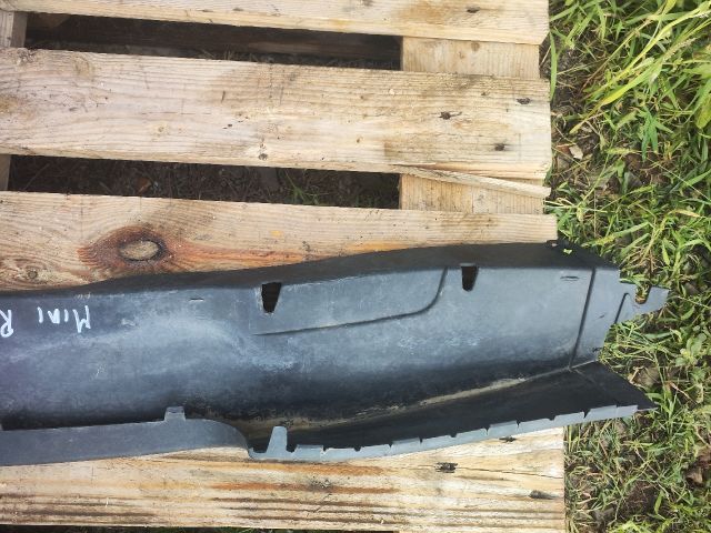 bontott MINI HATCHBACK Első Lökhárító Alsó (Műanyag)