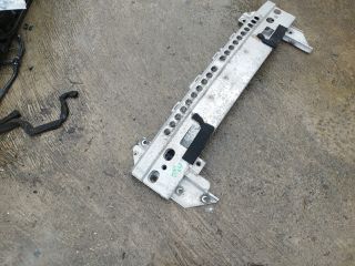 bontott MINI HATCHBACK Első Lökhárító Merevítő (Fém)