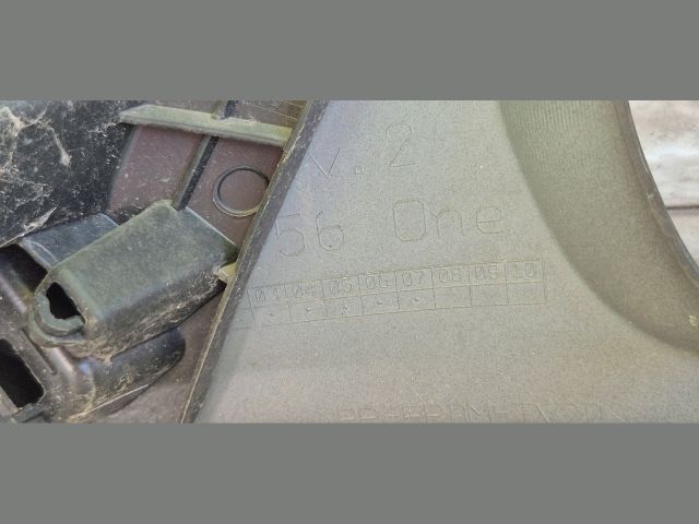 bontott MINI HATCHBACK Első Lökhárító (Üresen)