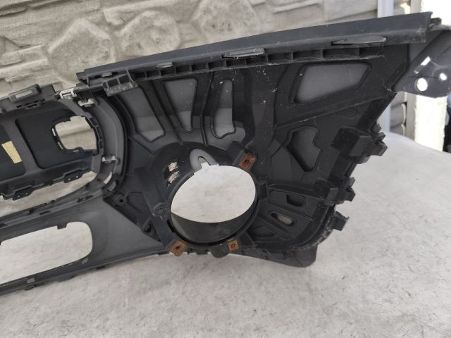 bontott MINI HATCHBACK Első Lökhárító (Üresen)