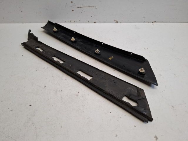 bontott MINI HATCHBACK Első Szélvédő Jobb Díszléc