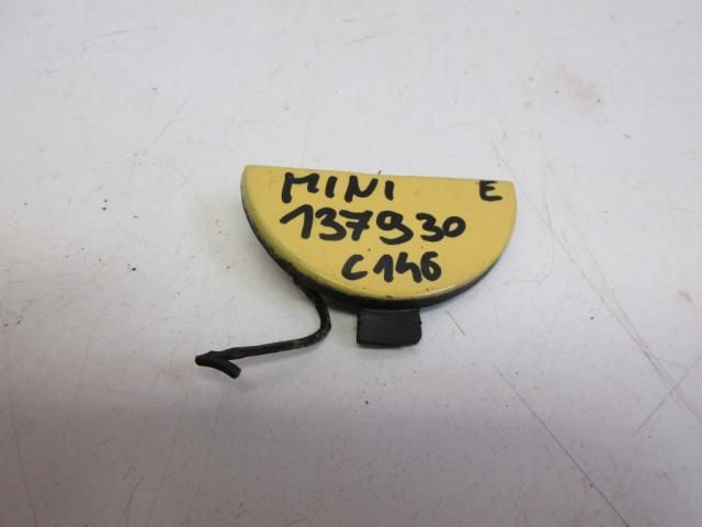 bontott MINI HATCHBACK Első Vonószem Burkolat