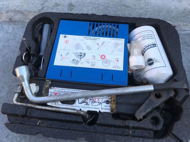 bontott MINI HATCHBACK Emelő