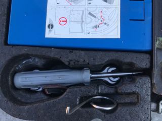 bontott MINI HATCHBACK Emelő