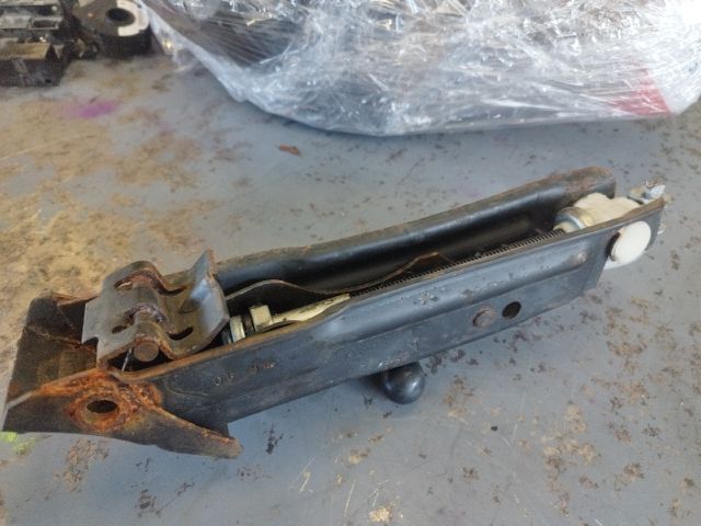 bontott MINI HATCHBACK Emelő