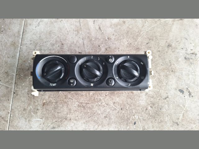 bontott MINI HATCHBACK Fűtéskapcsoló (manuális klímás)