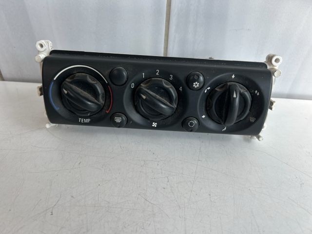 bontott MINI HATCHBACK Fűtéskapcsoló (manuális klímás)