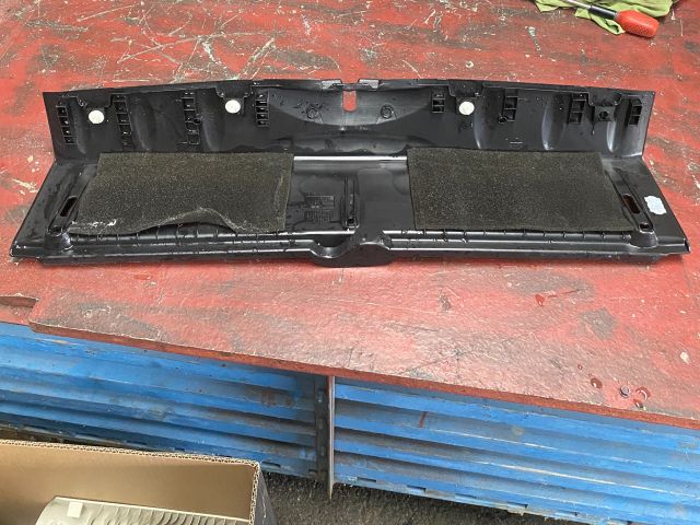 bontott MINI HATCHBACK Hátfal Burkolat