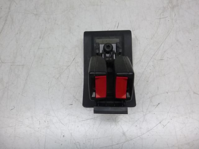 bontott MINI HATCHBACK Hátsó középső Biztonsági Öv Csat