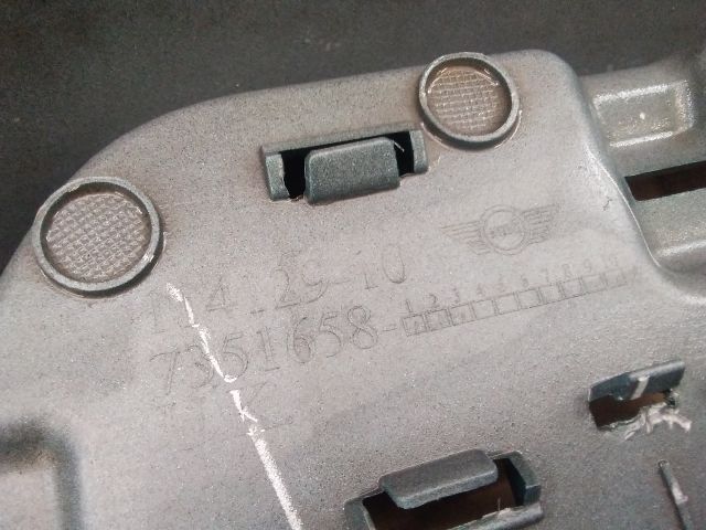 bontott MINI HATCHBACK Hátsó Lökhárító Alsó (Műanyag)