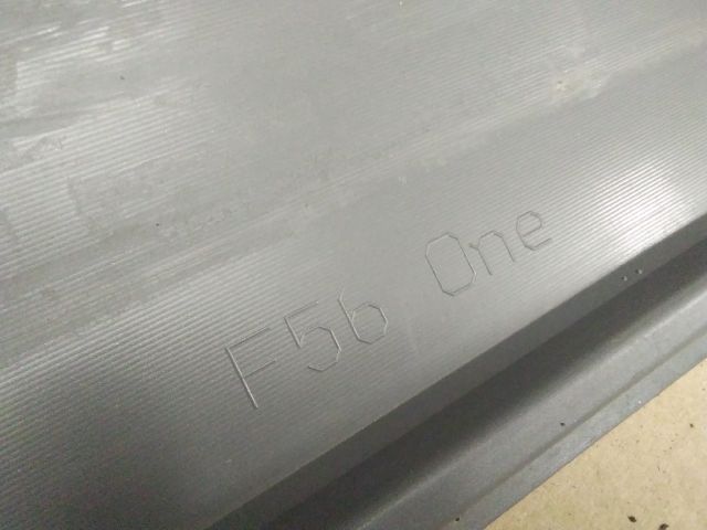 bontott MINI HATCHBACK Hátsó Lökhárító (Üresen)