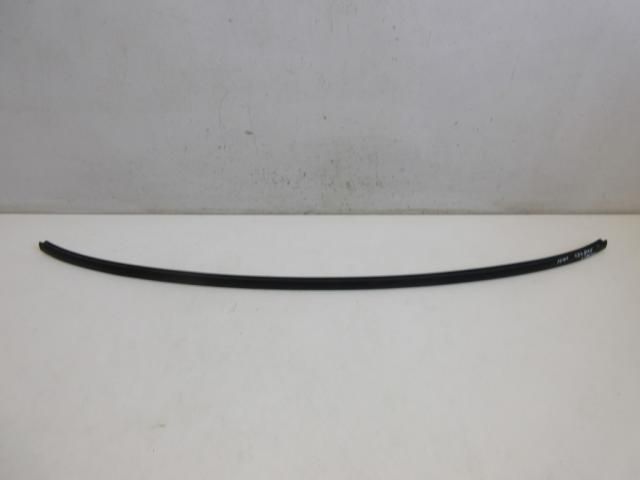 bontott MINI HATCHBACK Hátsó Szélvédő Díszléc Felső