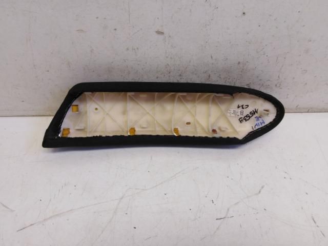 bontott MINI HATCHBACK Jobb első Ajtó Kárpit Könyöklő