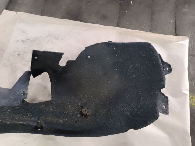 bontott MINI HATCHBACK Jobb első Dobbetét (Kerékjárati, Műanyag)