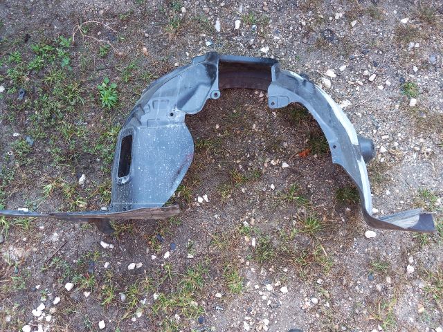 bontott MINI HATCHBACK Jobb első Dobbetét (Kerékjárati, Műanyag)