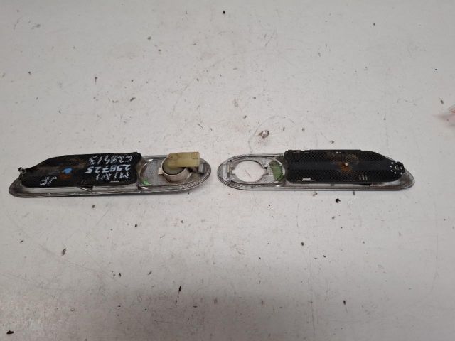 bontott MINI HATCHBACK Jobb első Irányjelző