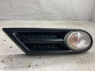 bontott MINI HATCHBACK Jobb első Sárvédő Irányjelző