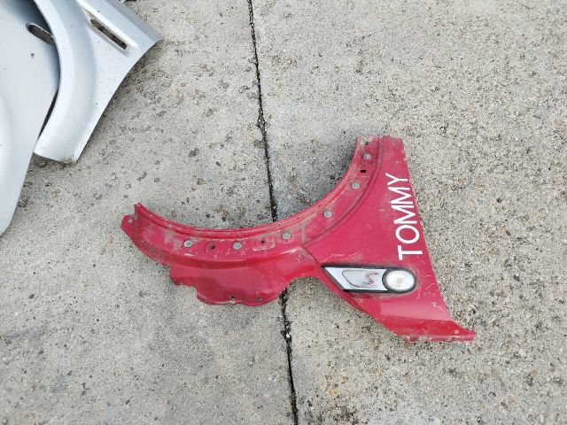 bontott MINI HATCHBACK Jobb első Sárvédő