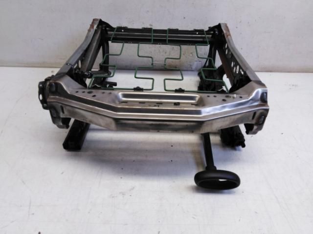 bontott MINI HATCHBACK Jobb első Ülés Váz