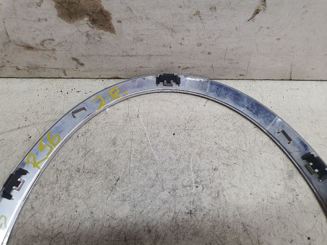 bontott MINI HATCHBACK Jobb Fényszóró Lámpakeret