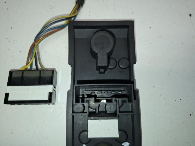 bontott MINI HATCHBACK Jobb Hátsó Lámpa Foglalat