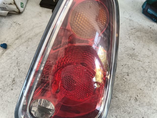 bontott MINI HATCHBACK Jobb Hátsó Lámpa
