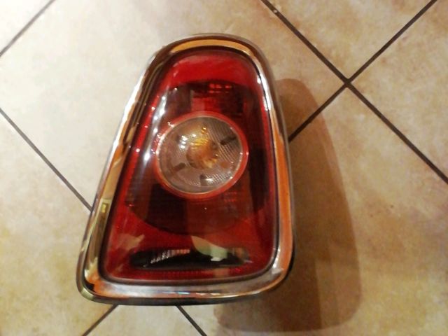 bontott MINI HATCHBACK Jobb Hátsó Lámpa