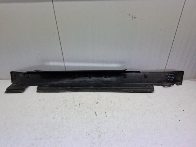 bontott MINI HATCHBACK Jobb Küszöb Légterelő