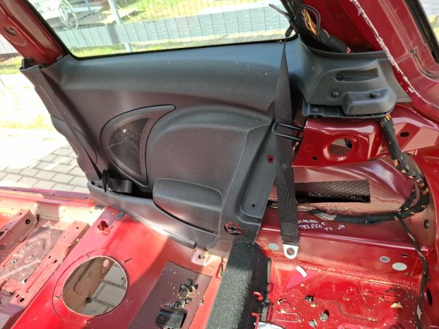 bontott MINI HATCHBACK Jobb Oldalkárpit (2-3 ajtóshoz hátra)