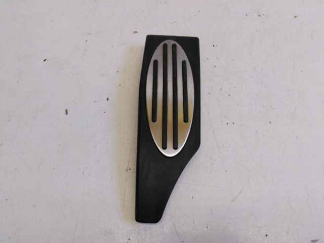 bontott MINI HATCHBACK Lábtámasz Burkolat